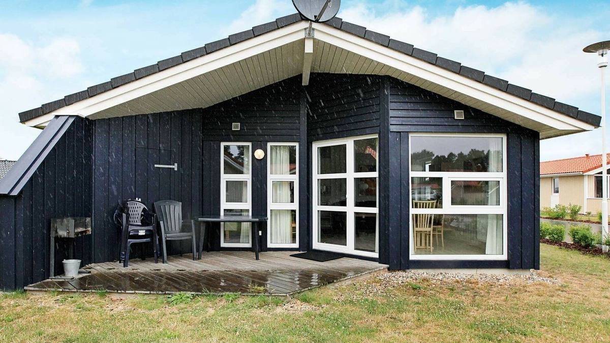 Lensterstrand House | 6 person holiday home in GROEMITZ