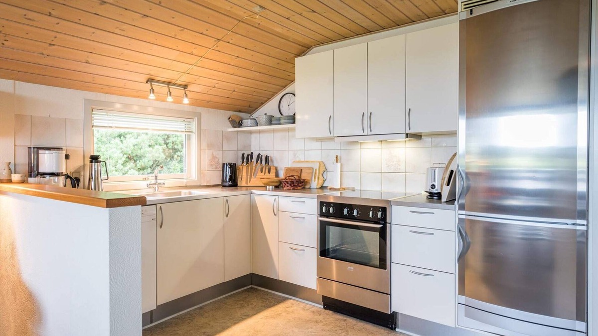 Ho House | 6 person holiday home in Blåvand