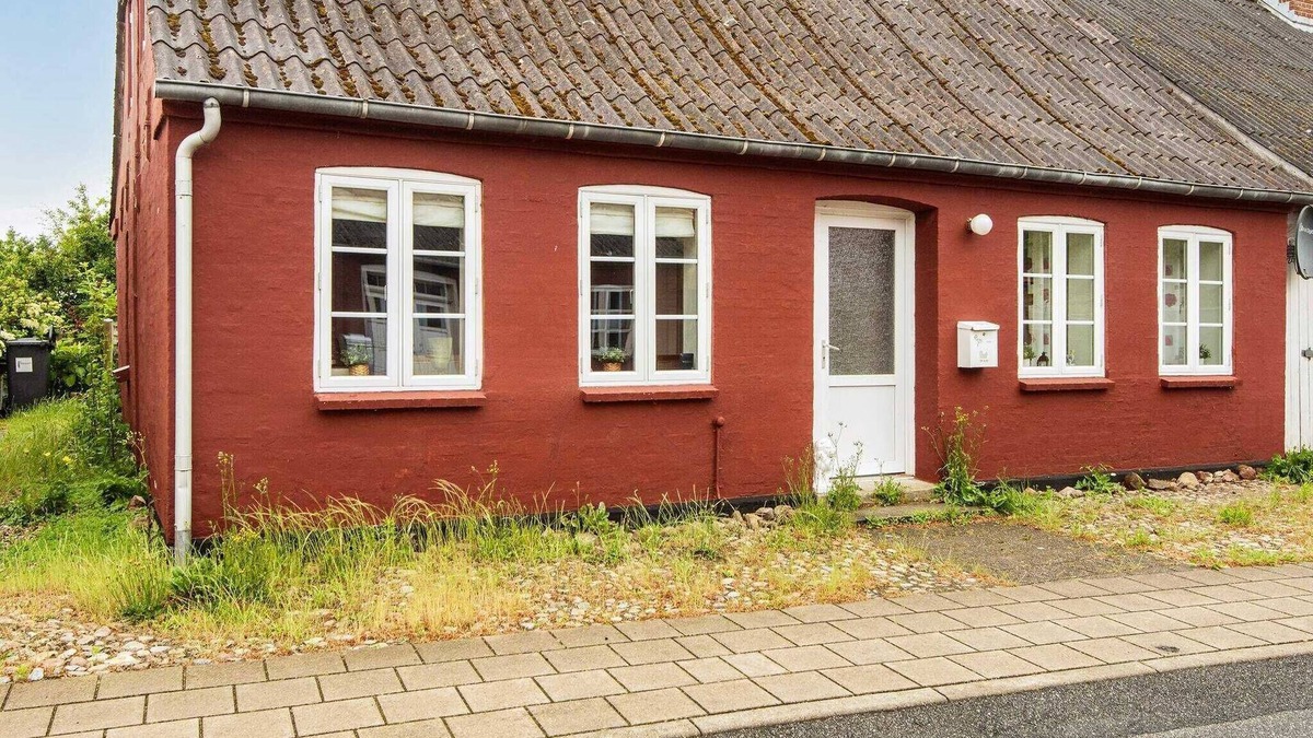Tønder Municipality House | 6 person holiday home in Bredebro