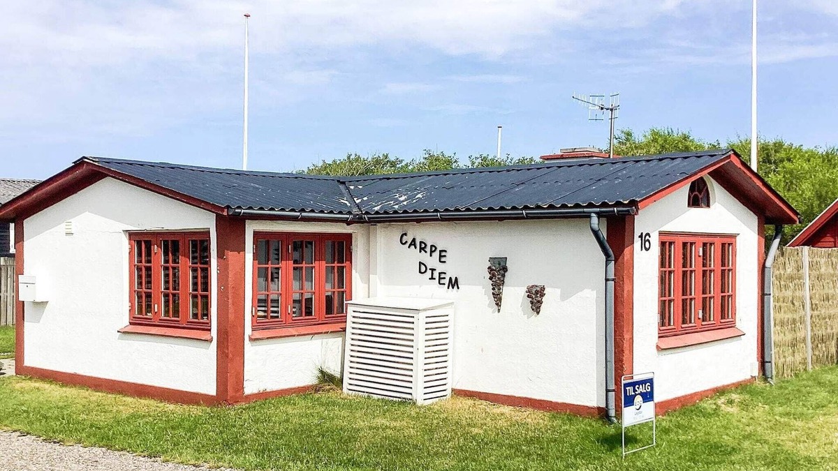 Logstor House | 6 person holiday home in Løgstør