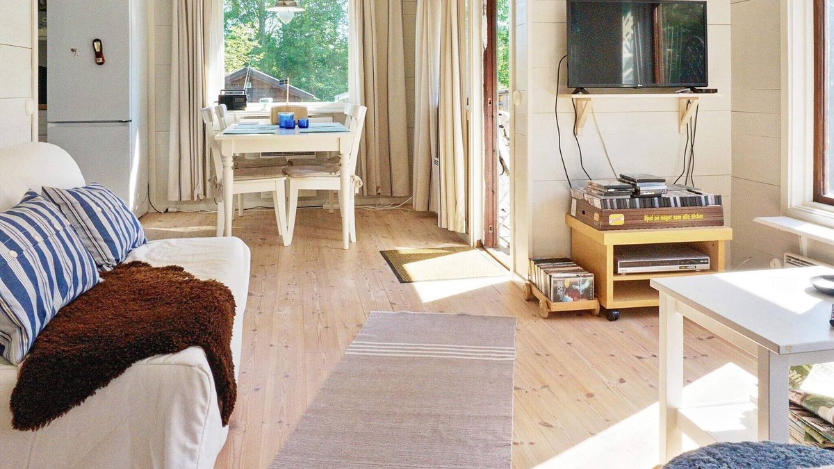 Sodersvik House | 6 person holiday home in GRäDDö