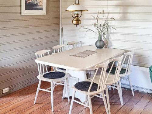 Lauvsnes House | 6 person holiday home in Flatanger