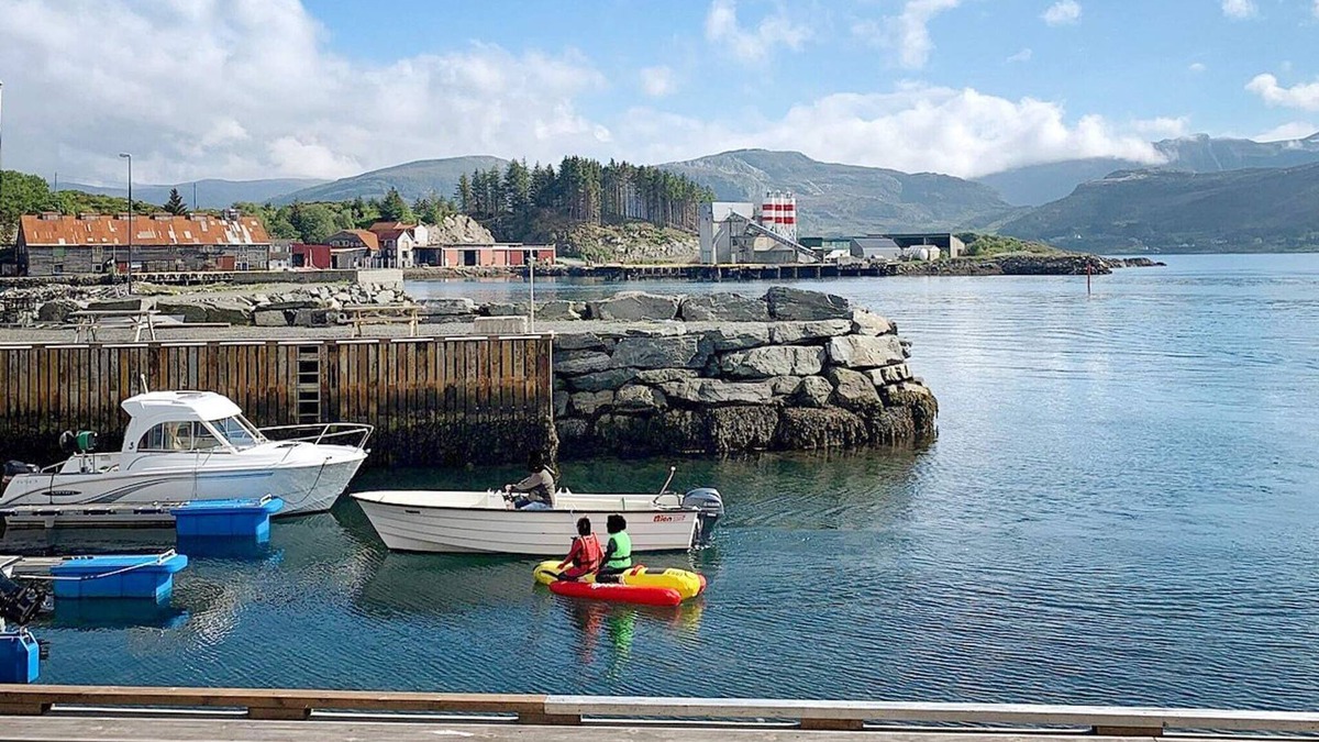 Vagsoy House | 6 person holiday home in MÅLØY