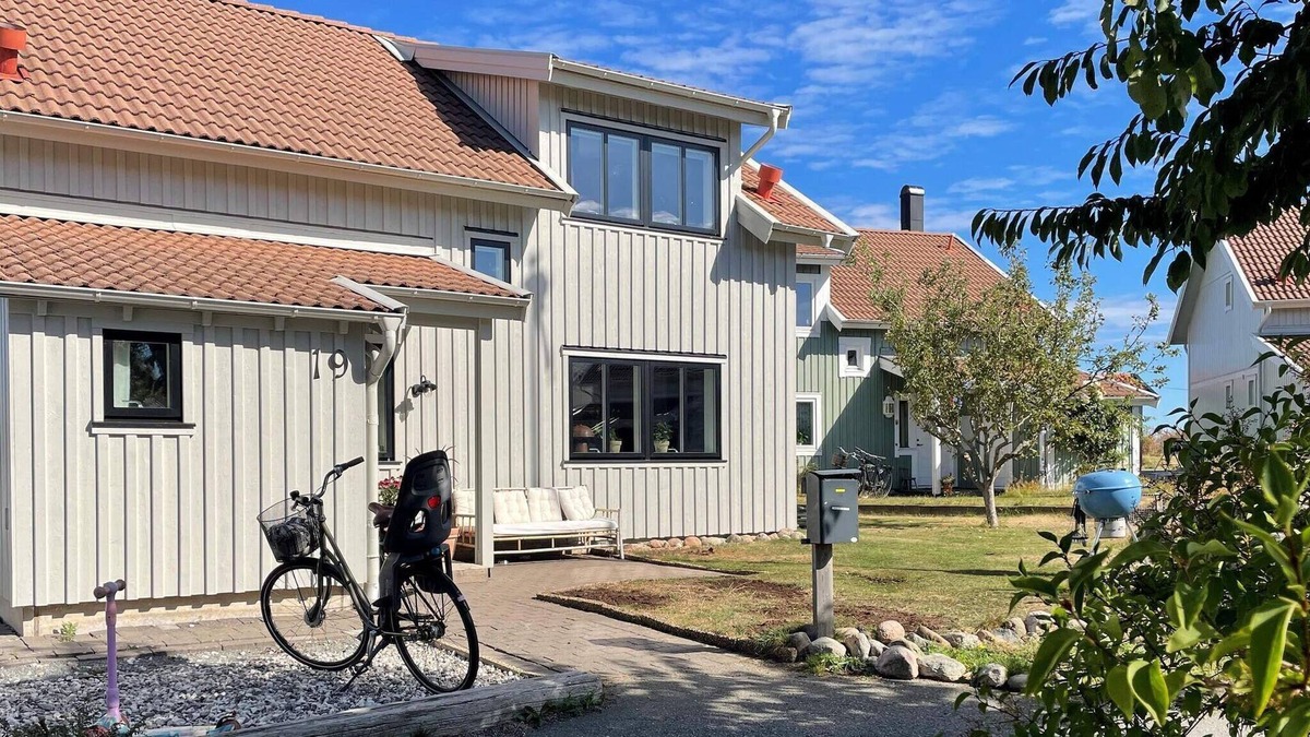 Hono House | 6 person holiday home in Hönö