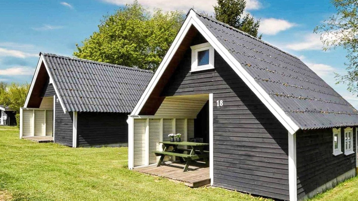 Middelfart House | 6 person holiday park home in Asperup