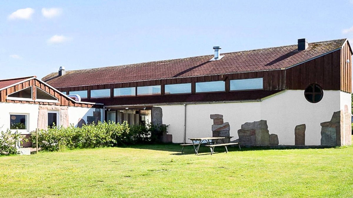 Hasmark Strand House | 6 person holiday park home in Otterup