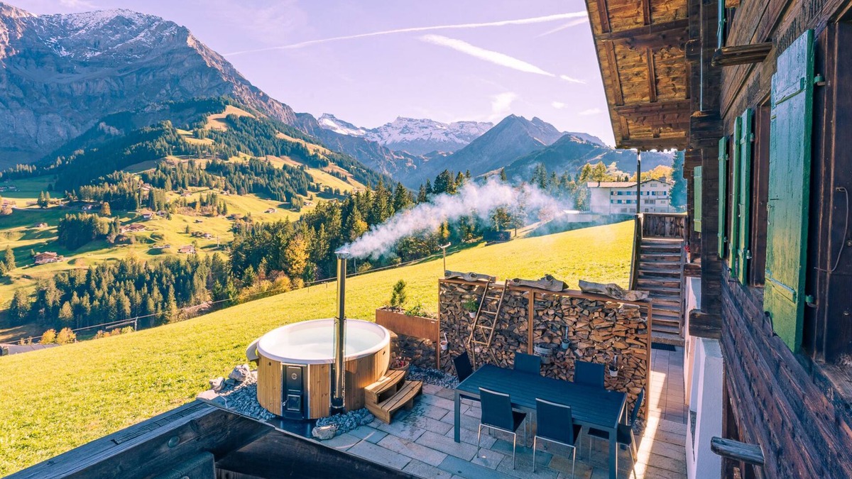 Adelboden Ski Chalet | 6 person vacation apartment with hot tub in the mountains