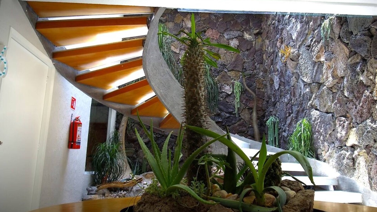 Puebla House | 6 Rooms + 7 Bathrooms + Private Free Parking + Free Daily Cleaning Services!