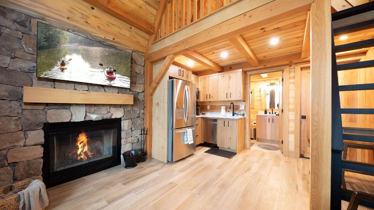 Laura House | #6 Shady Maple