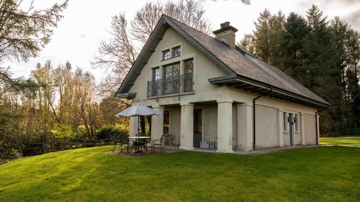 Enniskillen House | 60 Lough Erne Golf Village · Escape Ordinary at Lough Erne!