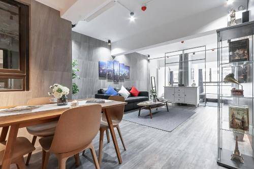 Tsim Sha Tsui Apartment | 60 m² Apartment ∙ 2 bedrooms ∙ 8 guests