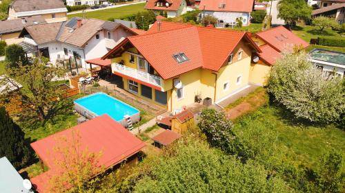 Ebenthal in Kaernten Apartment | 60 m² Apartment ∙ 1 bedroom ∙ 4 guests