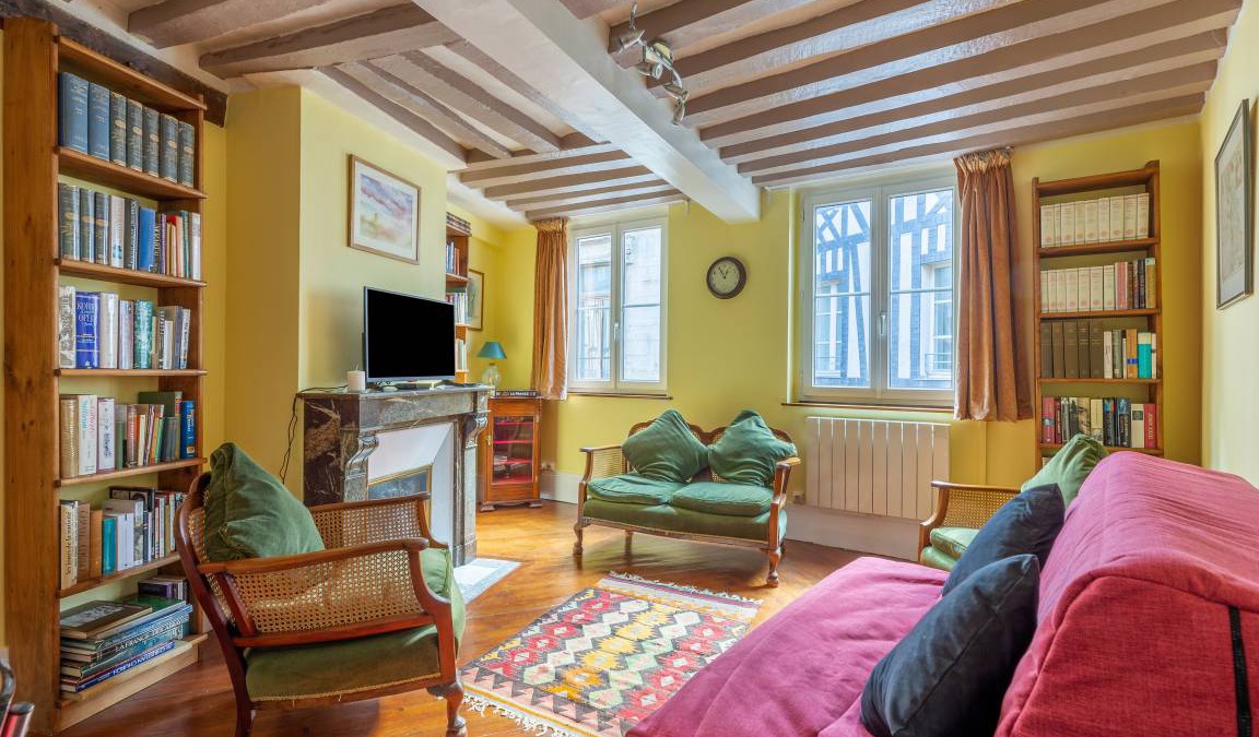 Rouen City Centre Apartment | 60 m² Apartment ∙ 2 bedrooms ∙ 6 guests