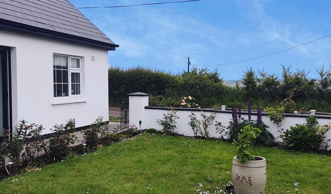 Listowel Cottage | 60 m² Cabin ∙ 2 bedrooms ∙ 6 guests