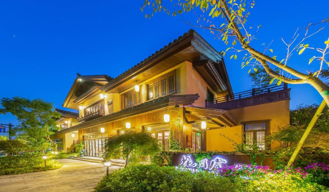 Tongxiang Hotel | 60 m² Hotel ∙ 4 guests