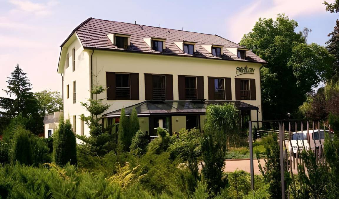 Ricany Hotel | 60 m² Hotel ∙ 4 guests