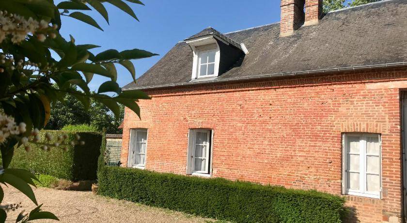 Acquigny House | 60 m² House ∙ 2 bedrooms ∙ 4 guests