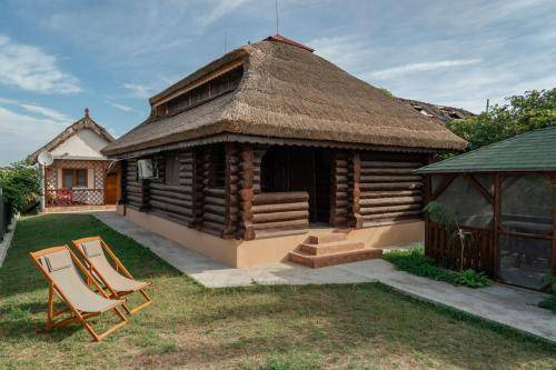 Sfantu Gheorghe House | 60 m² House ∙ 4 bedrooms ∙ 8 guests