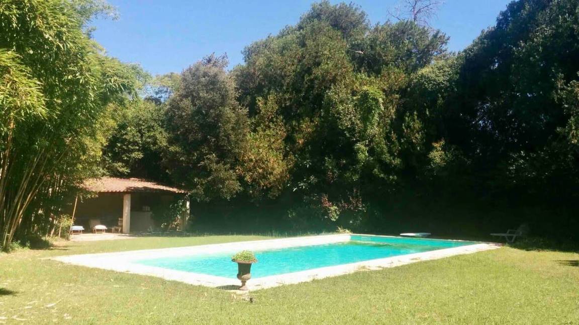 Costieres House | 600 m² House ∙ 10 bedrooms ∙ 22 guests