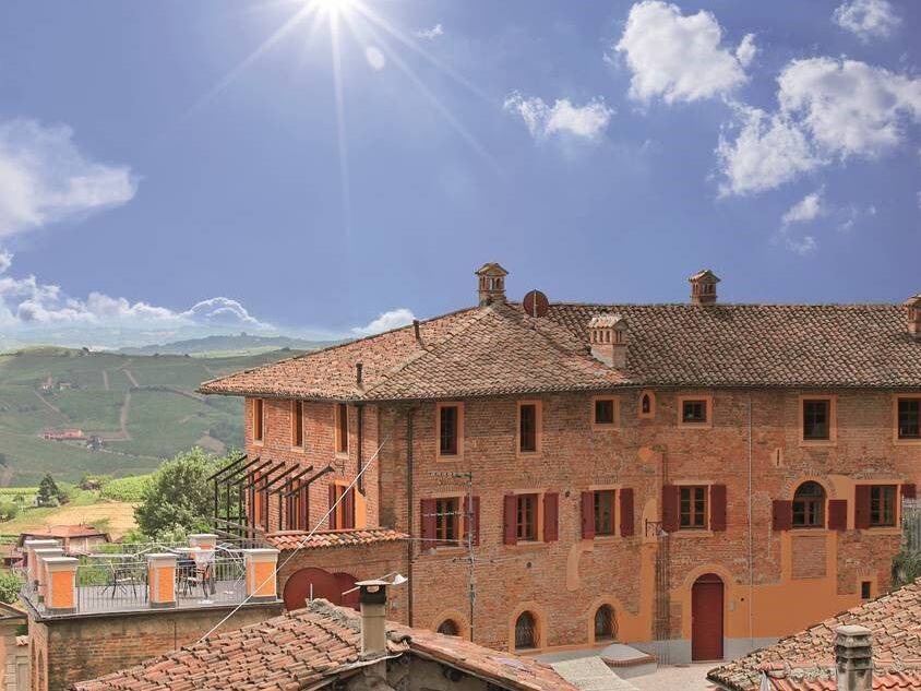 Mombaruzzo House | 600 m² House ∙ 10 bedrooms ∙ 22 guests