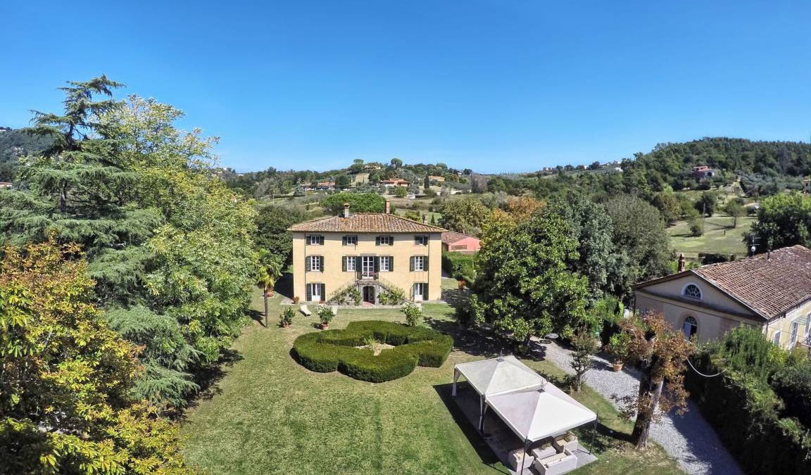 Lucca Villa | 600 m² Villa ∙ 10 bedrooms ∙ 20 guests