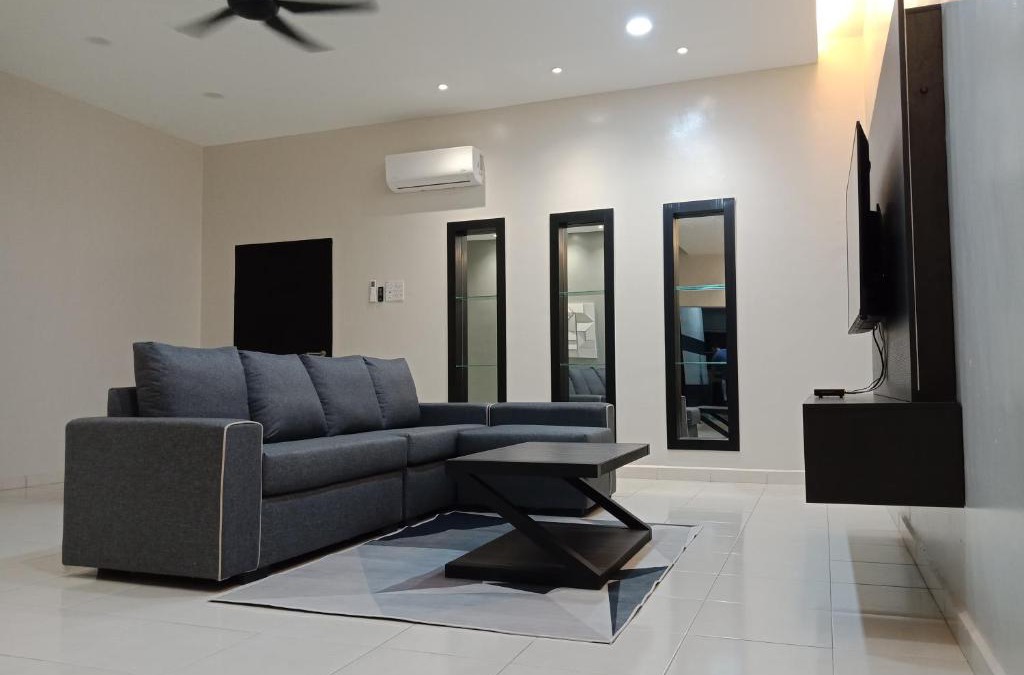 Sitiawan House | 61 Homestay