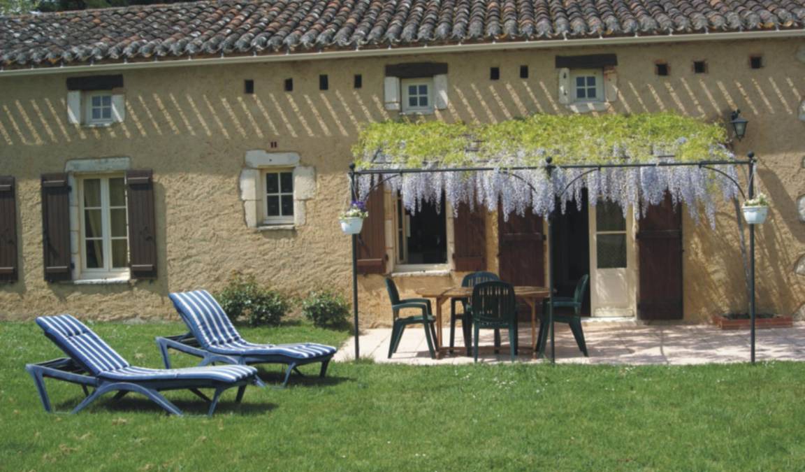 Puy-l'Eveque House | 61 m² House ∙ 2 bedrooms ∙ 4 guests