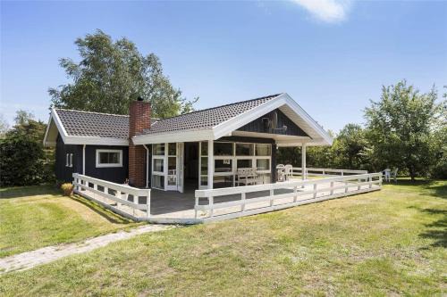 Melby House | 617-N-Melby-Bakkely-8-B