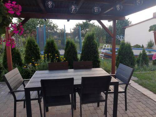 Breclav Apartment | 62 m² Apartment ∙ 2 bedrooms ∙ 8 guests