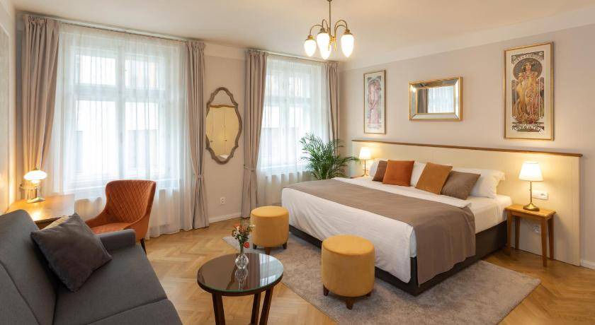 Prague 1 Apartment | 62 m² Apartment ∙ 6 guests