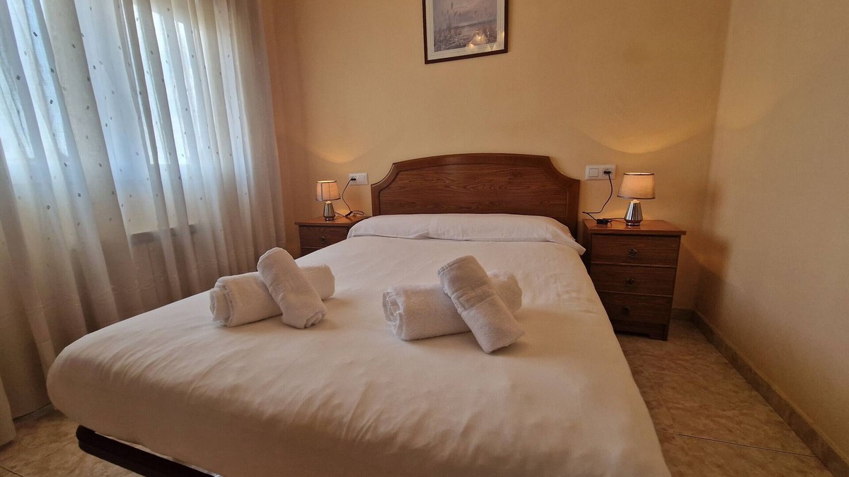 Oviedo City Centre Apartment | 626A Tres dormitorios con garaje
