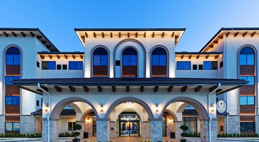 Spring Hotel | 63 m² Hotel ∙ 127 guests