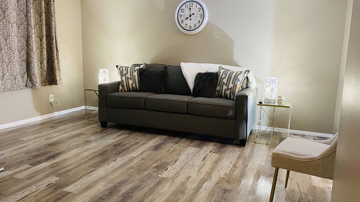 Bellbrook Apartment | #64 Cozy Downtown Home
