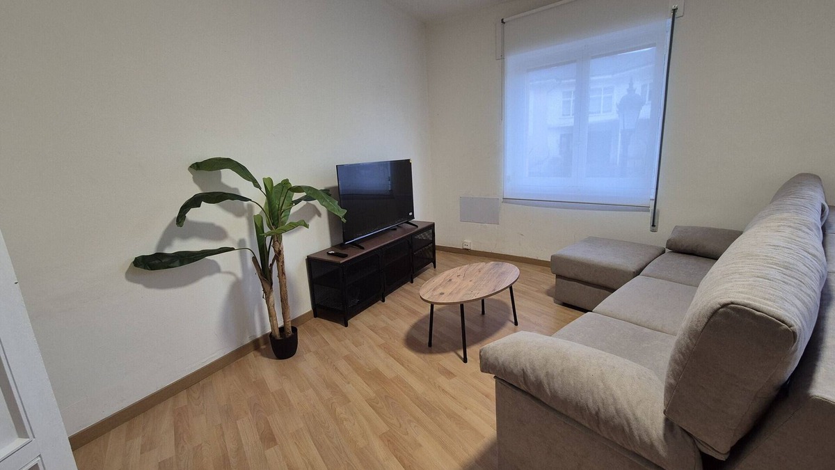 Las Campas y San Claudio Apartment | 648A1 Apartamento Mareval