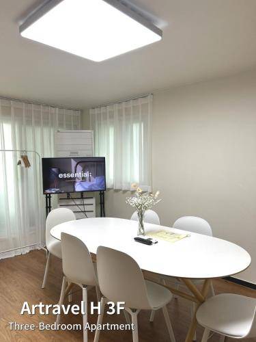 Hapjeong-dong Apartment | 65 m² Apartment ∙ 3 bedrooms ∙ 8 guests