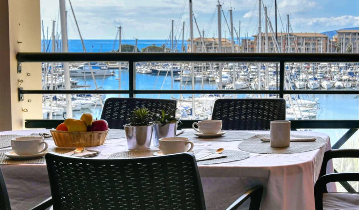 Frejus Port Apartment | 65 m² Apartment ∙ 2 bedrooms ∙ 6 guests