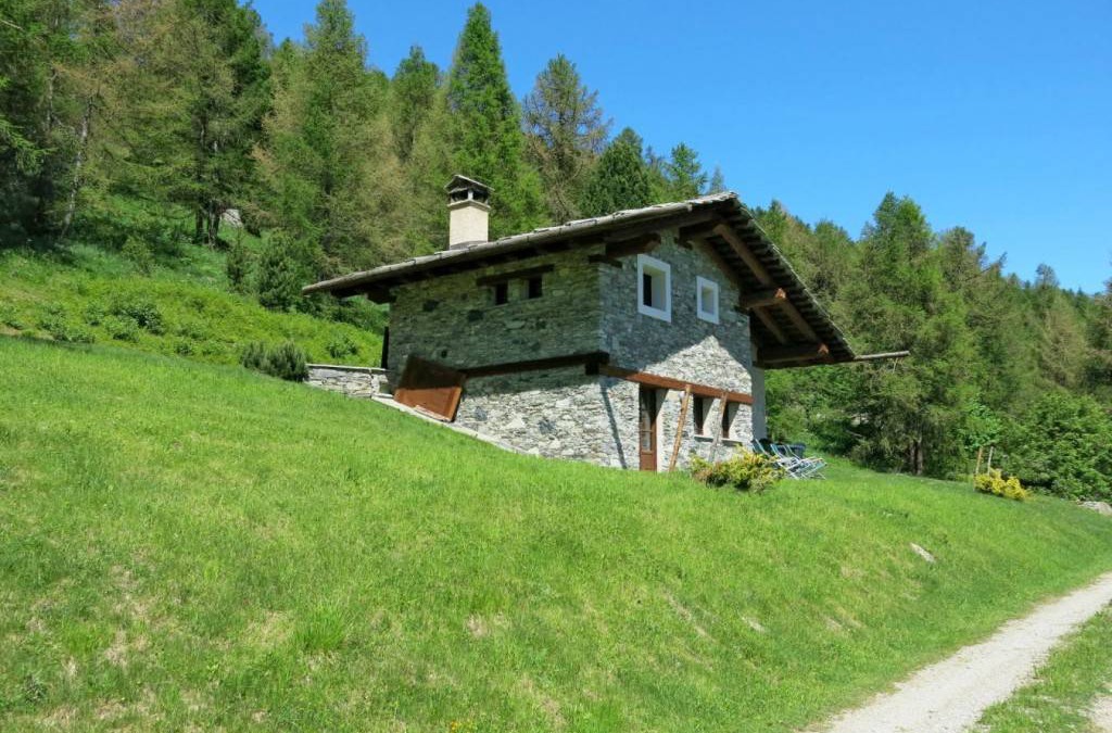 Sampeyre Ski Chalet | 65 m² Chalet ∙ 2 bedrooms ∙ 5 guests