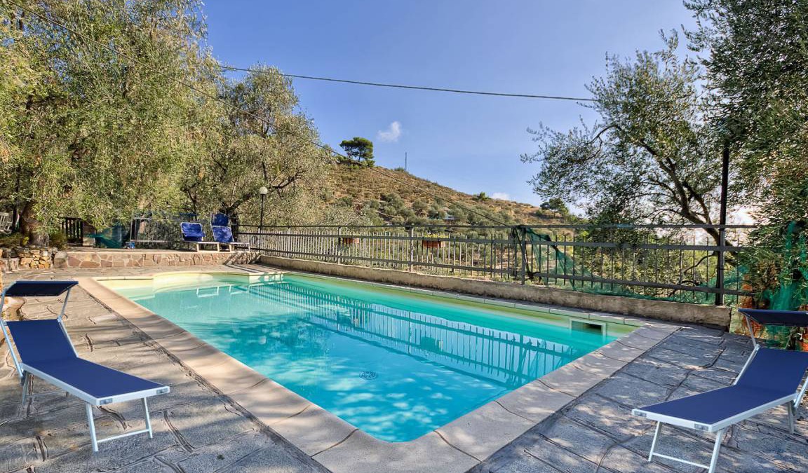 Civezza House | 65 m² Farmhouse ∙ 2 bedrooms ∙ 7 guests