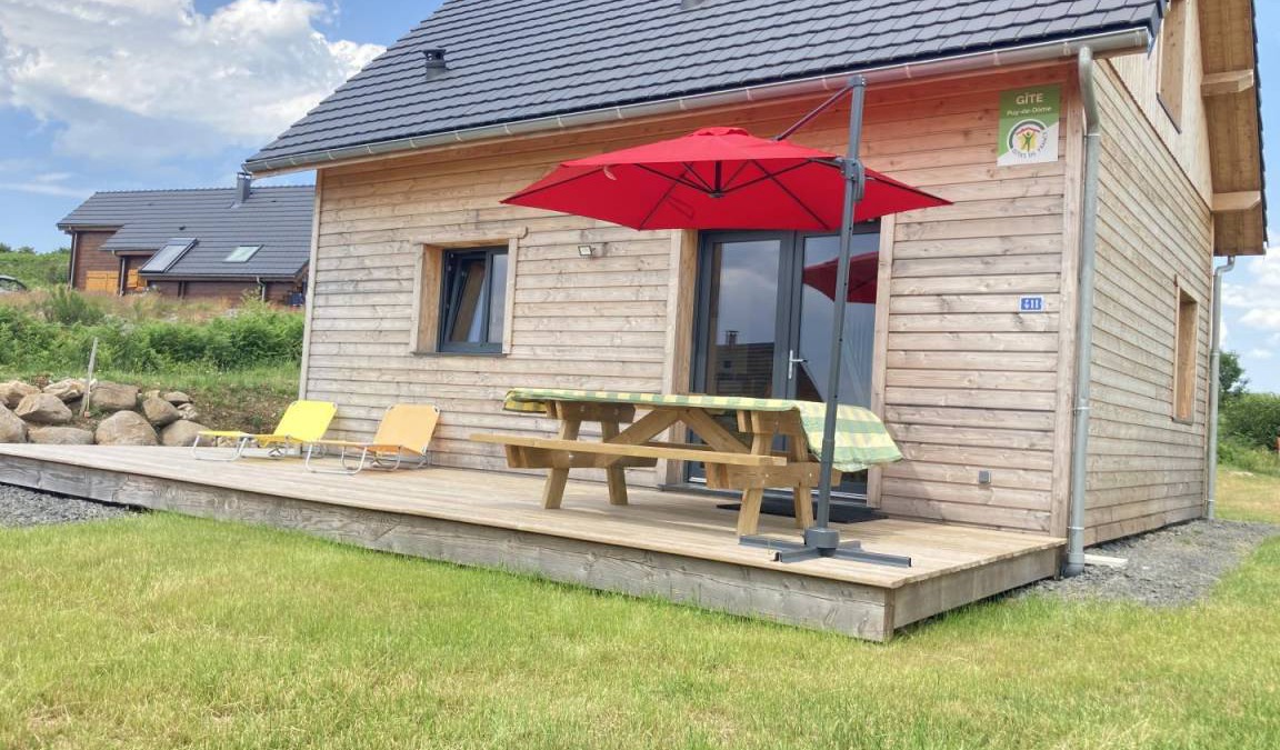 Saint-Genes-Champespe House | 65 m² Gîte ∙ 2 bedrooms ∙ 5 guests