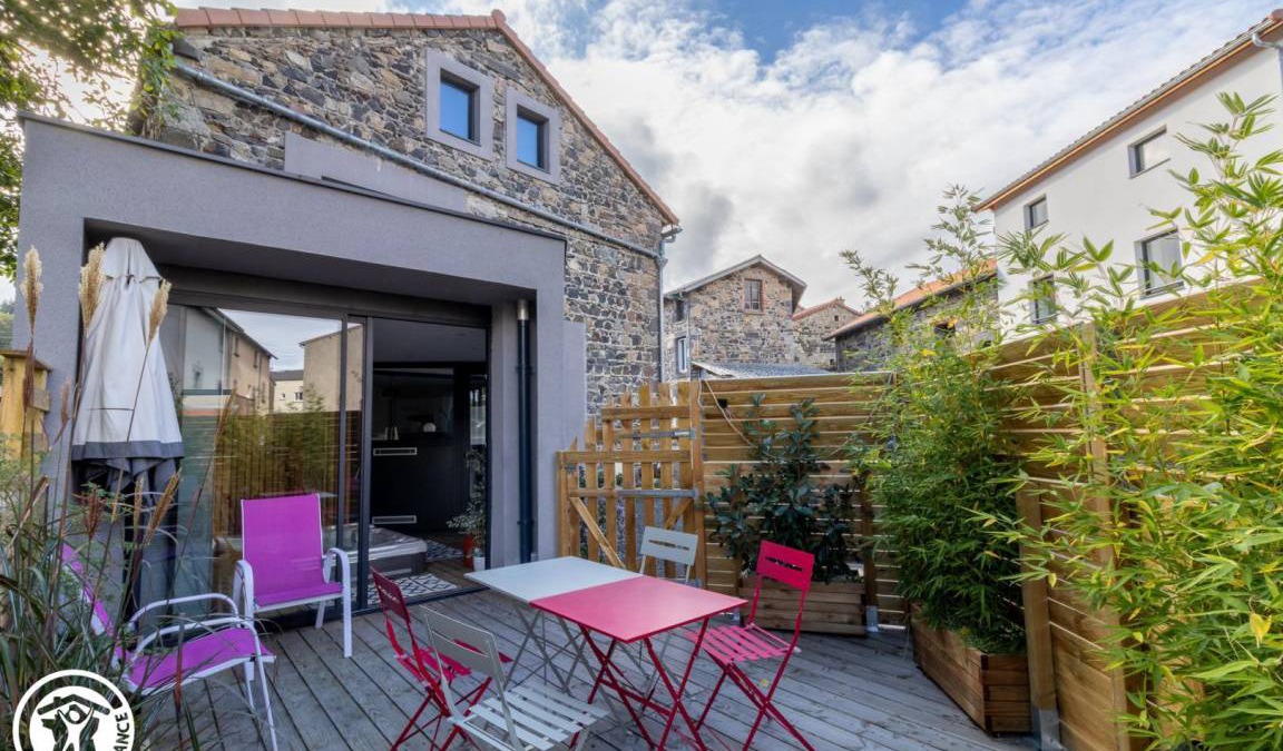 Orcines House | 65 m² Gîte ∙ 2 bedrooms ∙ 4 guests