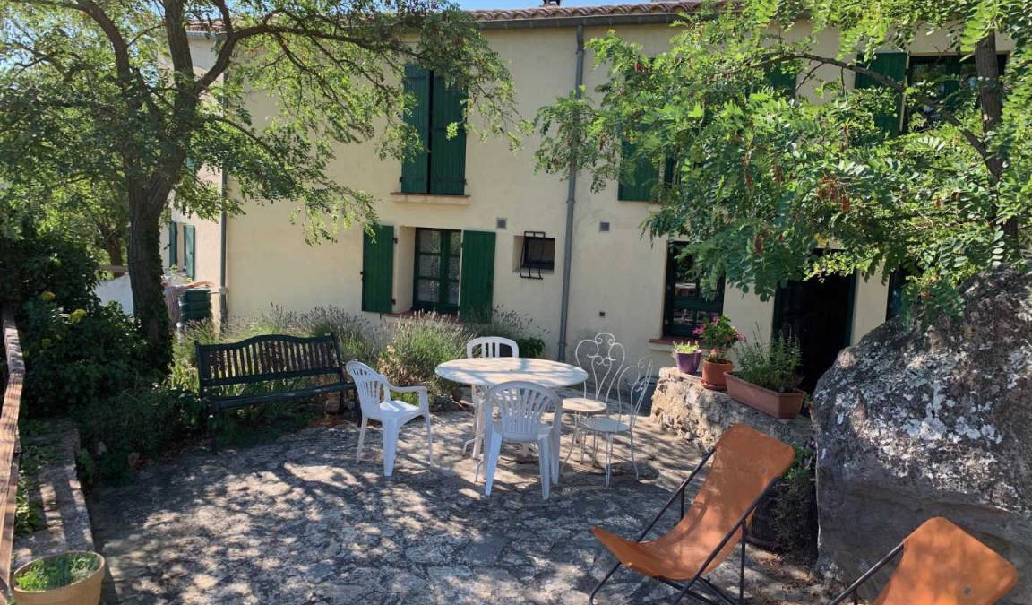 Padern House | 65 m² Gîte ∙ 3 bedrooms ∙ 5 guests