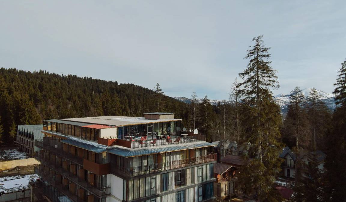 Bakuriani Hotel | 65 m² Hotel ∙ 8 guests