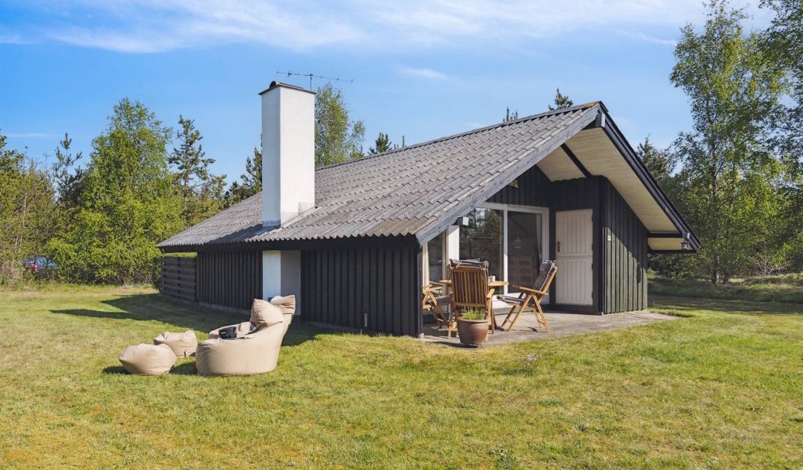 Bratten Strand House | 65 m² House ∙ 3 bedrooms ∙ 6 guests