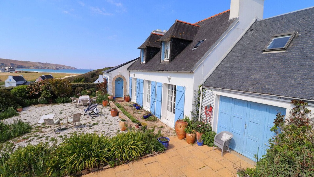 Cleden-Cap-Sizun Villa | 669-Villa on Baie des Trépassés, superb sea view