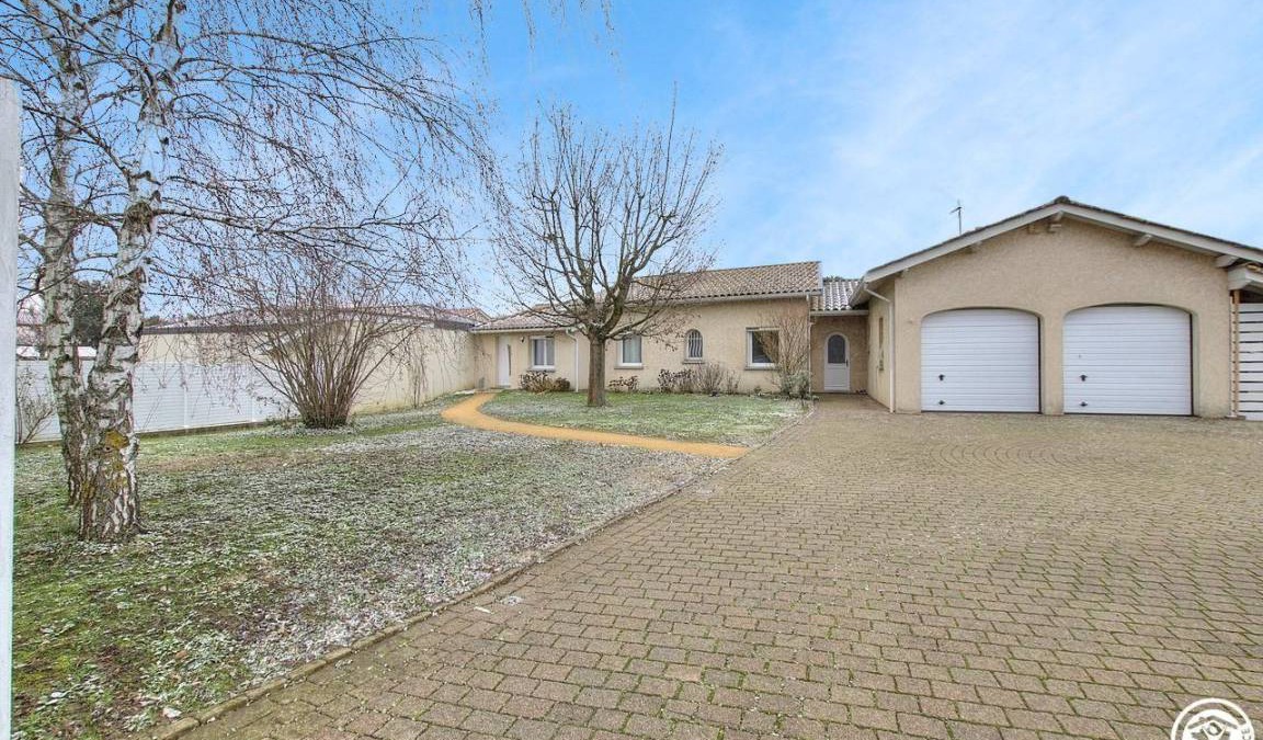 Reyrieux House | 67 m² Gîte ∙ 1 bedroom ∙ 4 guests