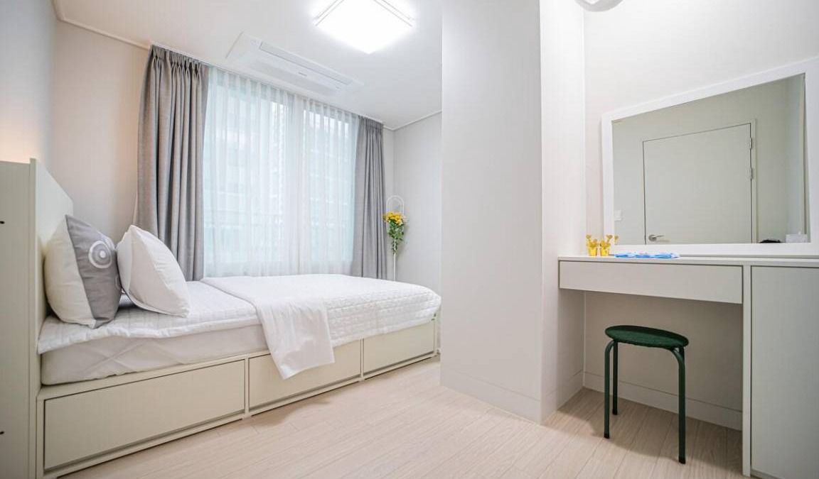 Bongmyeong-dong Apartment | 68 m² Apartment ∙ 3 bedrooms ∙ 5 guests
