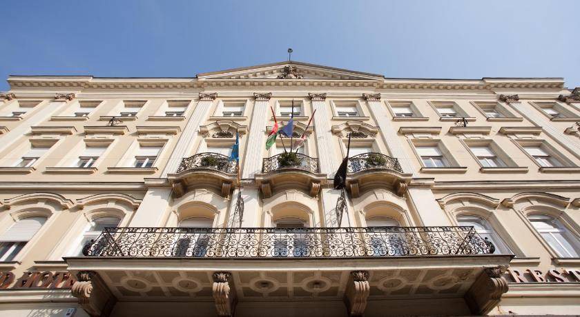 Sopron Hotel | 68 m² Hotel ∙ 2 bedrooms ∙ 127 guests