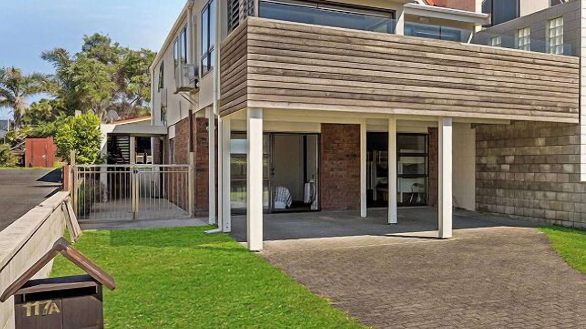 Whangamata House | 6BR Family Beach House with Pool & Sea Views