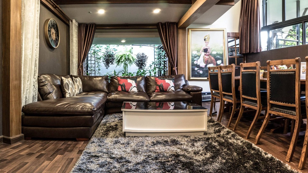 Nimman Villa | 6BR Private Big space with Rooftop garden for family or big group