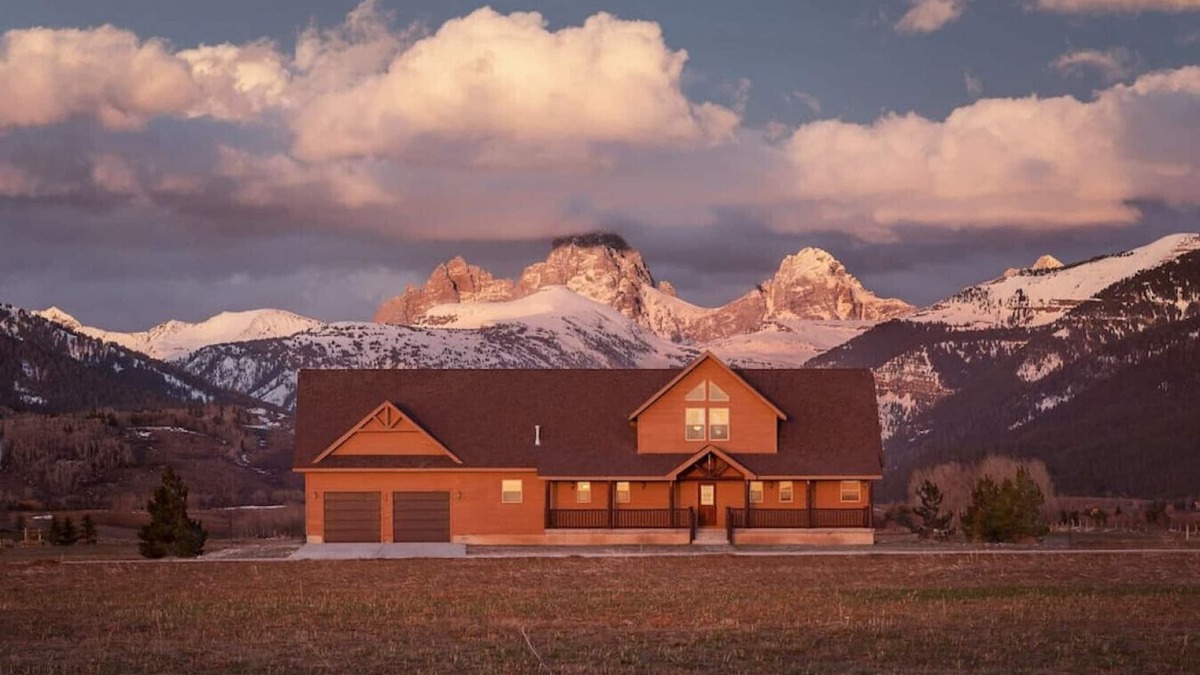 Driggs House | 6BR Rustic Retreat Teton Views